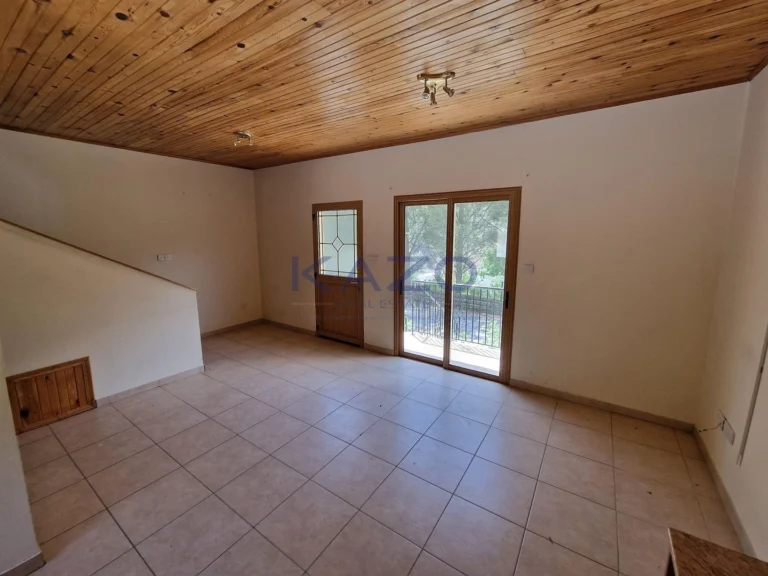 805m² Commercial for Sale in Limassol District