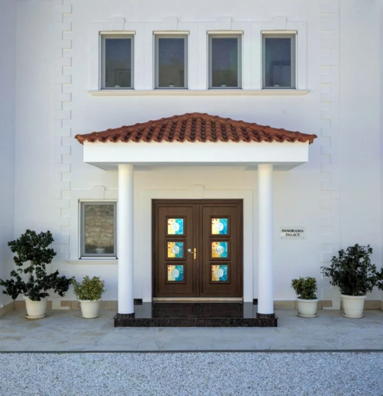 4 Bedroom House for Sale in Peyia, Paphos District