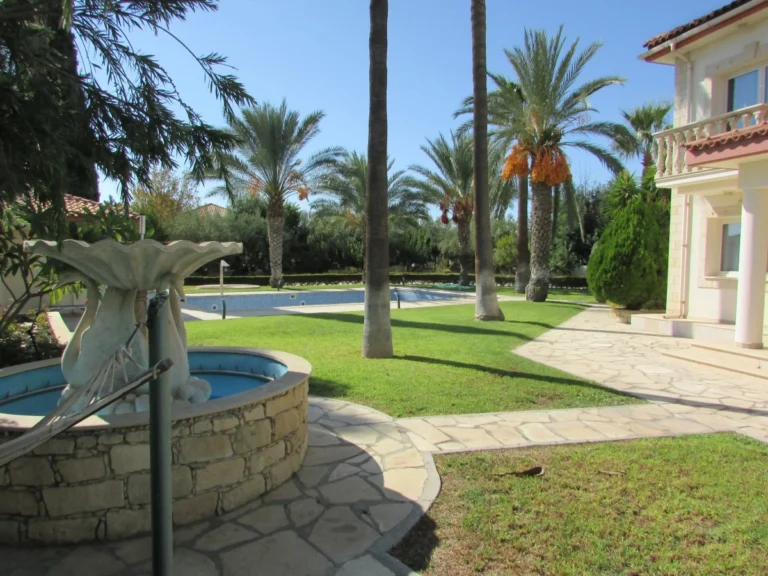 4 Bedroom House for Sale in Pyrgos Lemesou, Limassol District