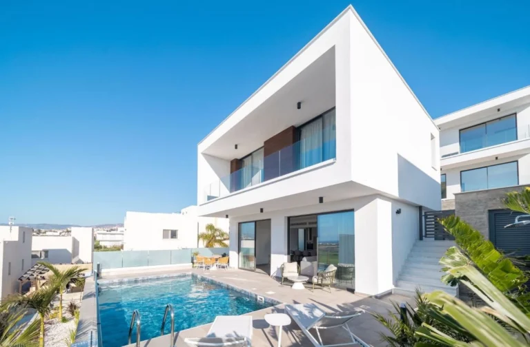 3 Bedroom House for Sale in Chlorakas, Paphos District