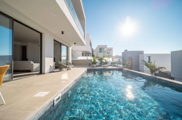 3 Bedroom House for Sale in Chlorakas, Paphos District
