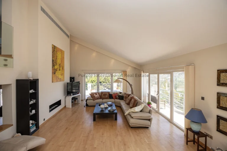 5 Bedroom House for Sale in Maroni, Larnaca District