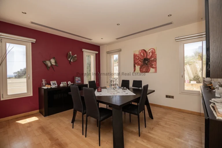 5 Bedroom House for Sale in Maroni, Larnaca District