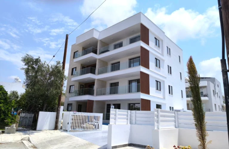 3 Bedroom Apartment for Sale in Paphos – Universal