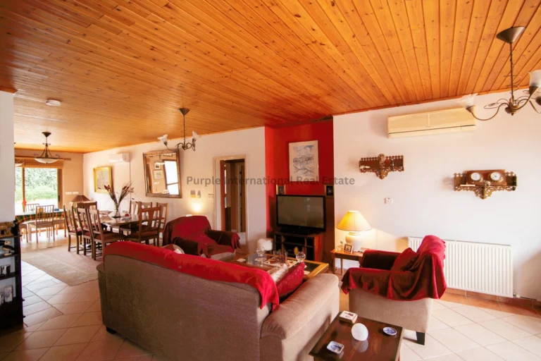 3 Bedroom House for Sale in Moni, Limassol District