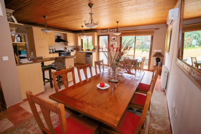 3 Bedroom House for Sale in Moni, Limassol District