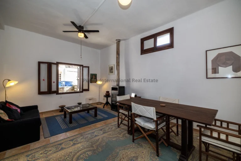 2 Bedroom House for Sale in Tochni, Larnaca District
