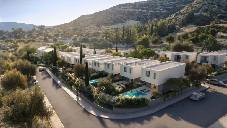 5 Bedroom House for Sale in Palodeia, Limassol District