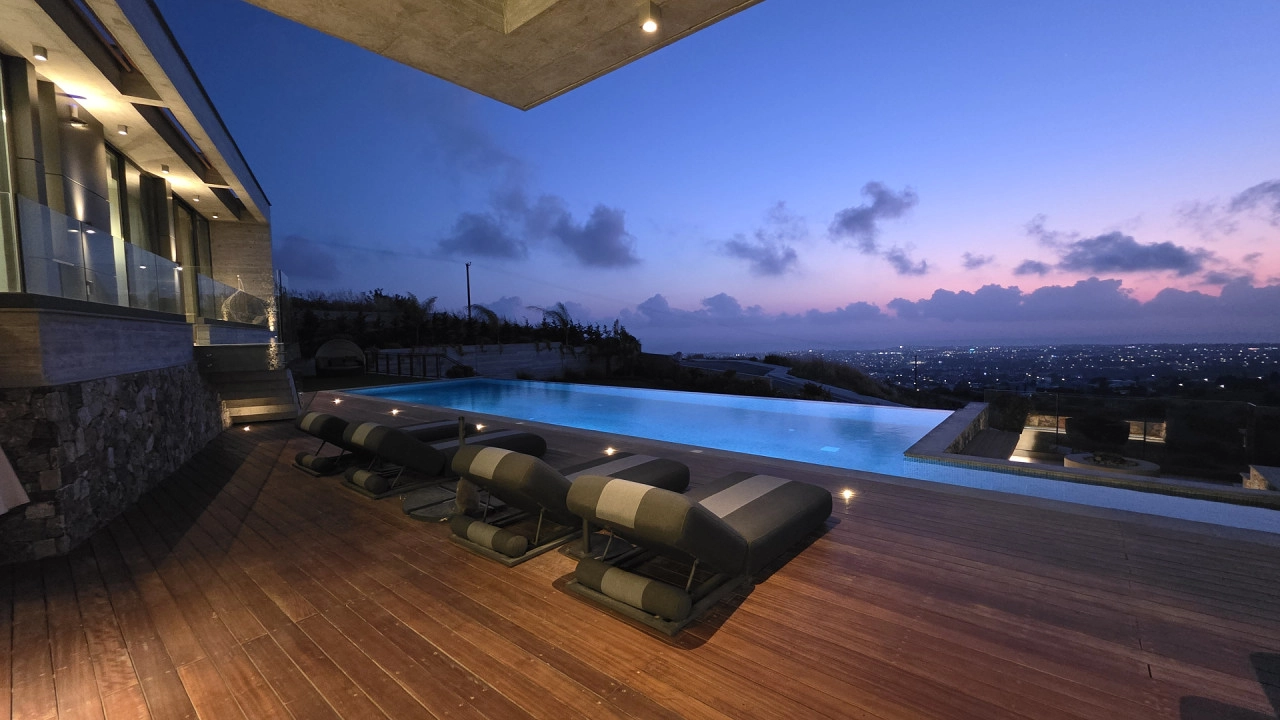 5 Bedroom House for Sale in Armou, Paphos District