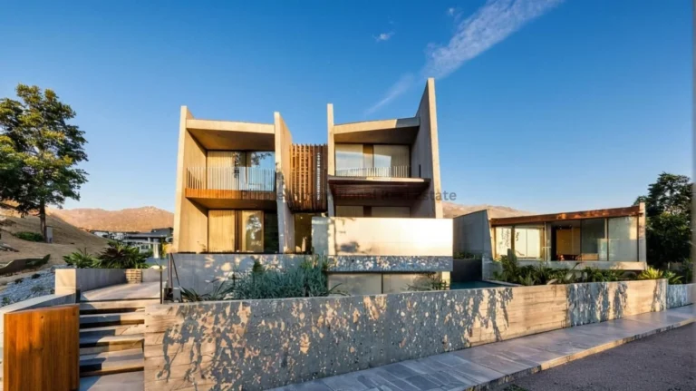 475m² House for Sale in Sea Caves, Paphos District