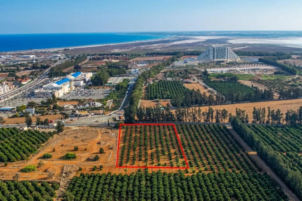 15,951m² Plot for Sale in Limassol – Zakaki