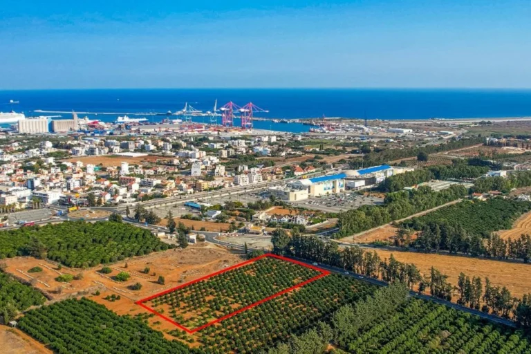 15,951m² Plot for Sale in Limassol – Zakaki