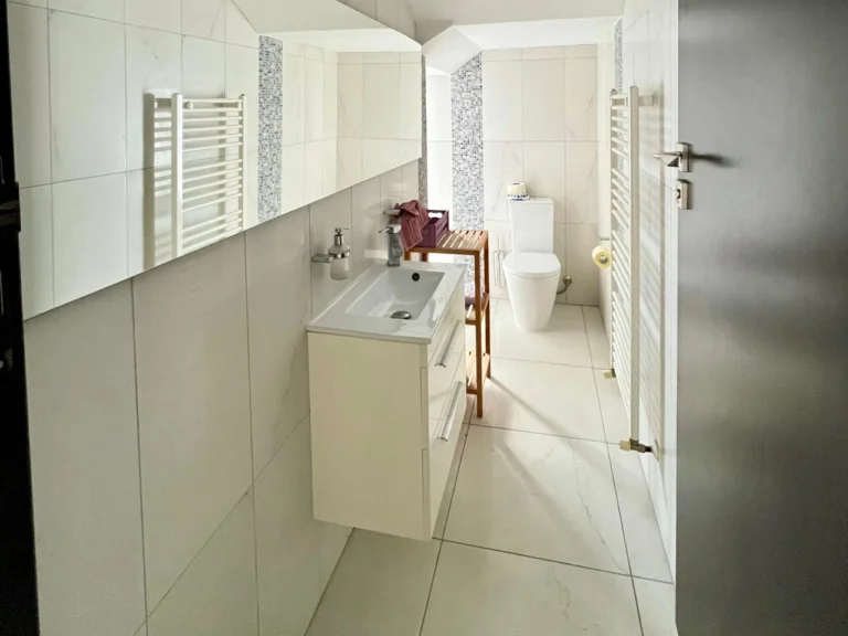 3 Bedroom House for Sale in Strovolos, Nicosia District