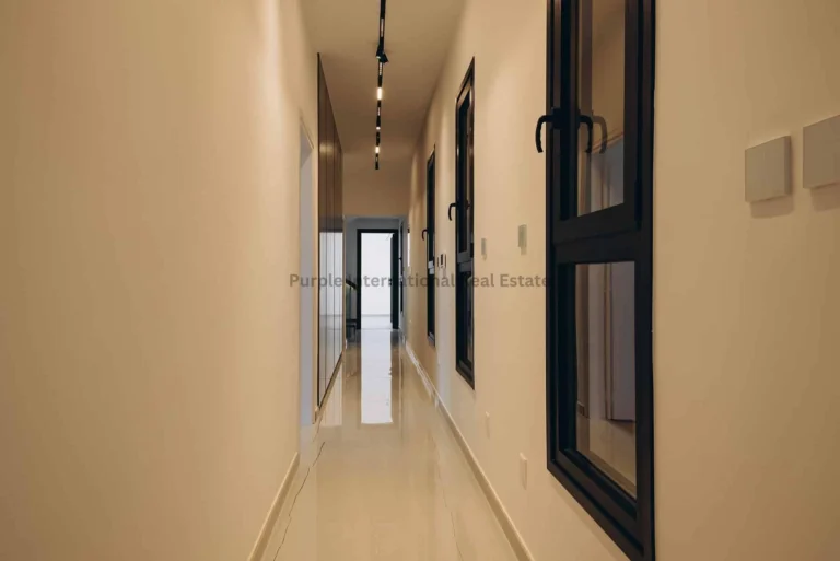 5 Bedroom House for Sale in Agios Tychonas, Limassol District