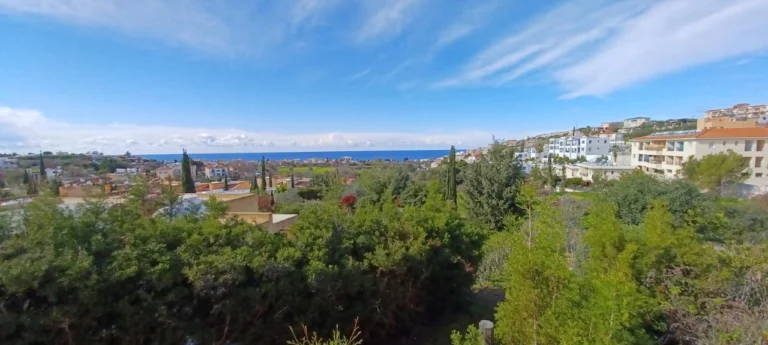 3 Bedroom House for Sale in Chlorakas, Paphos District