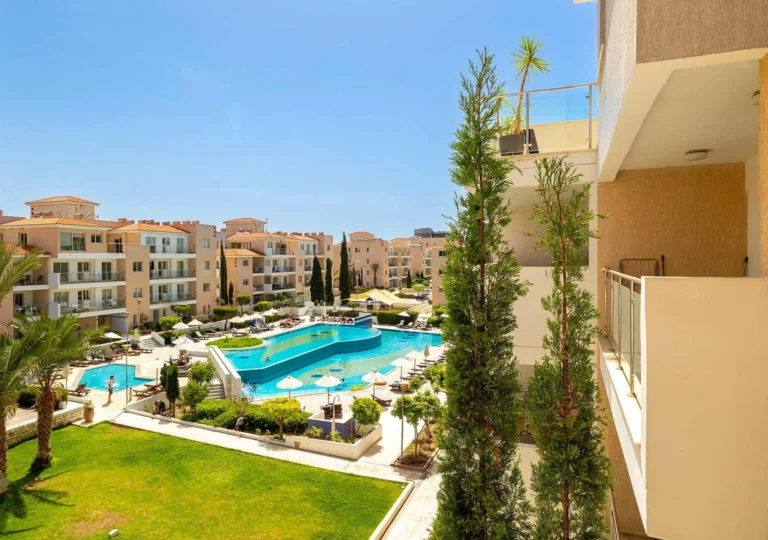 2 Bedroom Apartment for Sale in Paphos – Universal