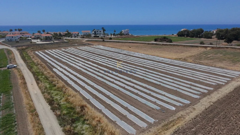 19,679m² Plot for Sale in Pervolia Larnacas