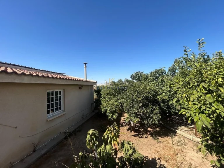 3 Bedroom House for Sale in Aradippou, Larnaca District