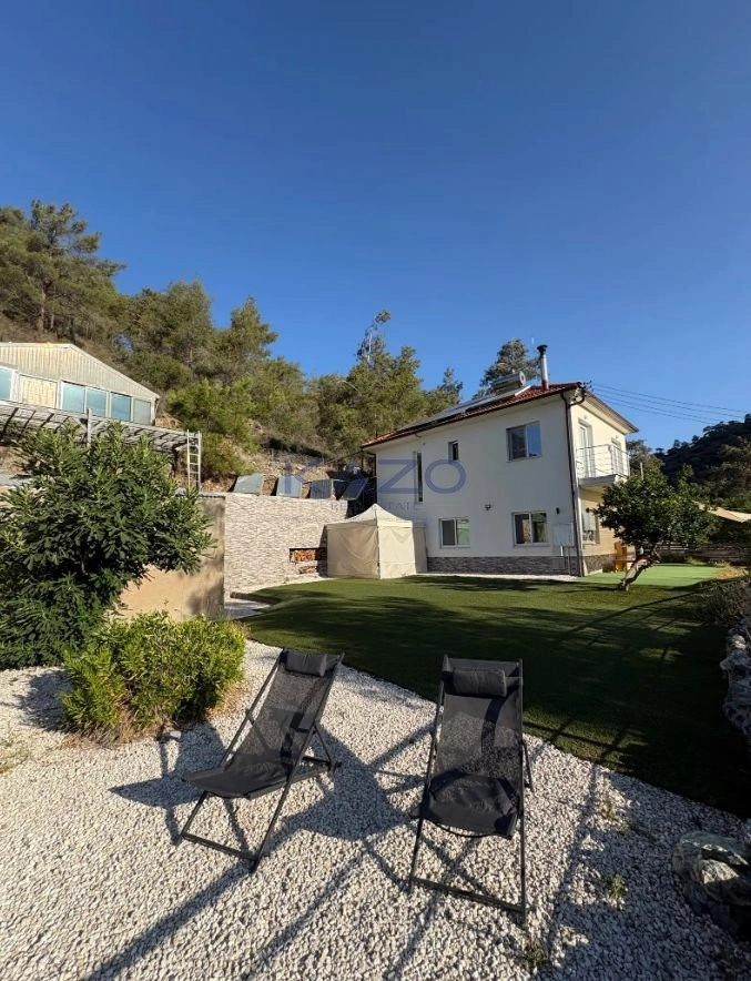 3 Bedroom House for Sale in Gerasa, Limassol District