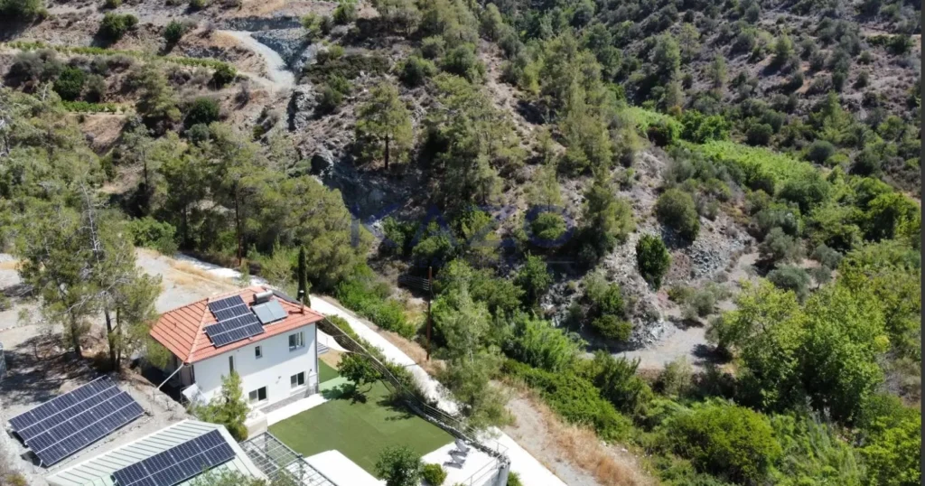 3 Bedroom House for Sale in Gerasa, Limassol District