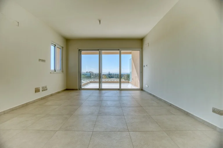 3 Bedroom Apartment for Sale in Chlorakas, Paphos District