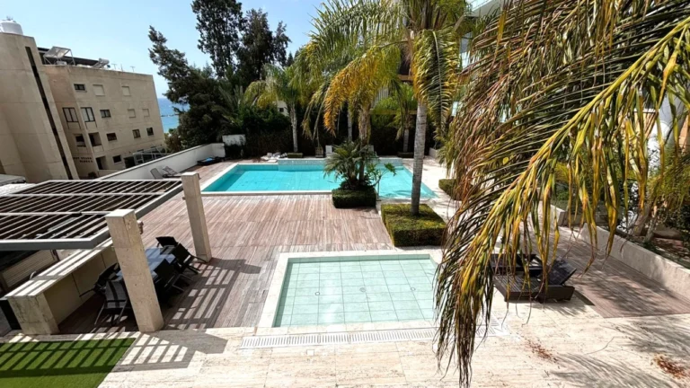 3 Bedroom Apartment for Sale in Agios Tychonas, Limassol District