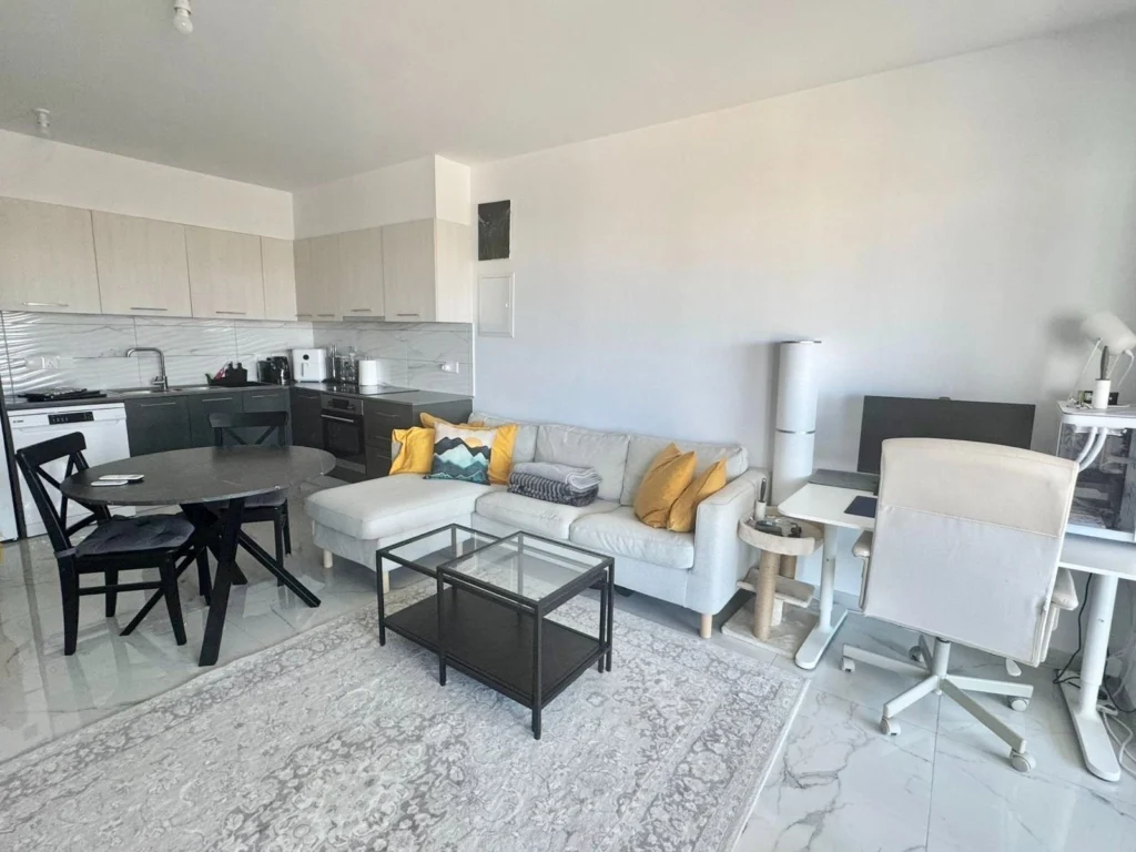 1 Bedroom Apartment for Rent in Limassol – Petrou kai Pavlou