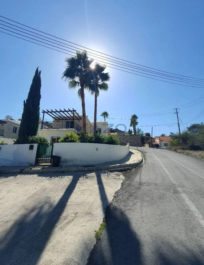 3 Bedroom House for Sale in Apsiou, Limassol District
