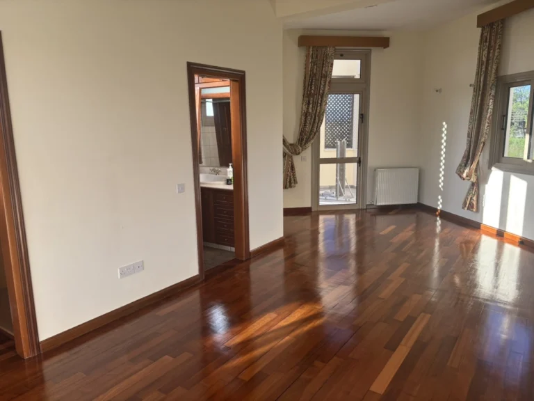 3 Bedroom House for Sale in Latsia, Nicosia District