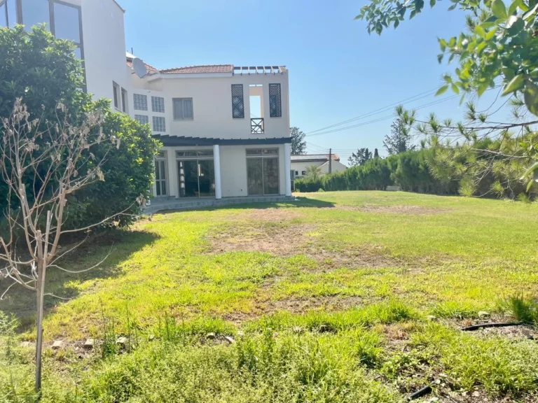 3 Bedroom House for Sale in Latsia, Nicosia District