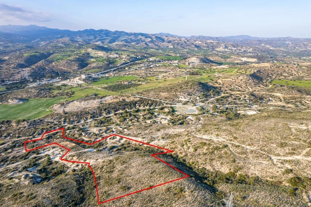 19,399m² Plot for Sale in Choirokoitia, Larnaca District