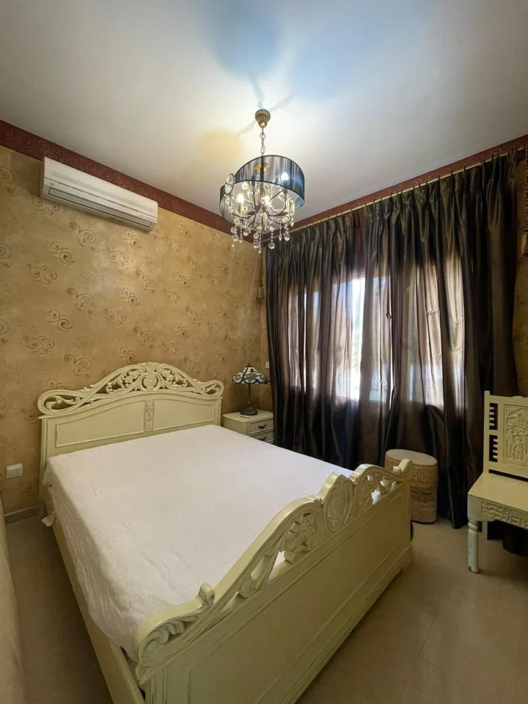 Дом с 4 спальнями в аренду в районе Лимассола