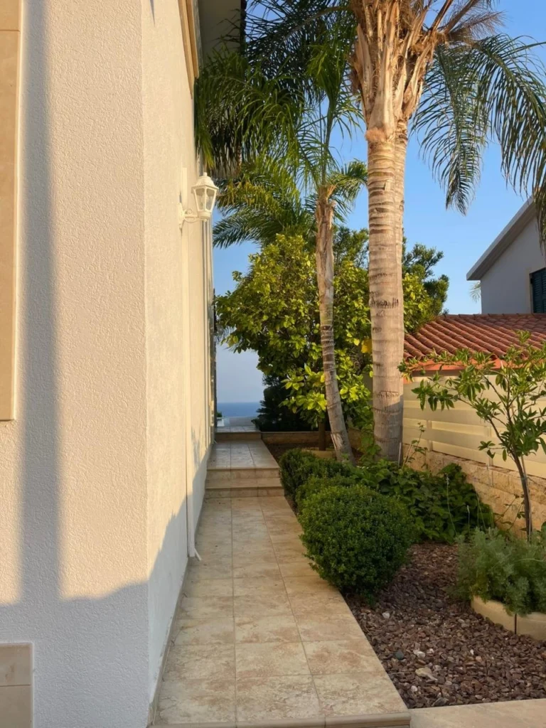 Дом с 4 спальнями в аренду в районе Лимассола