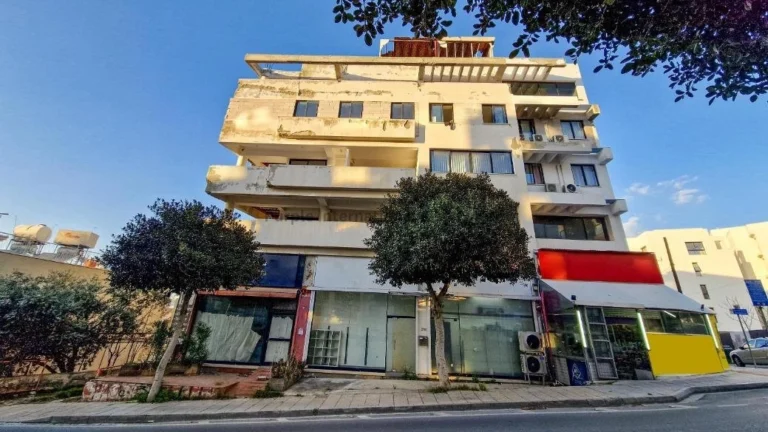 1500m² Commercial for Sale in Agioi Omologites, Nicosia District