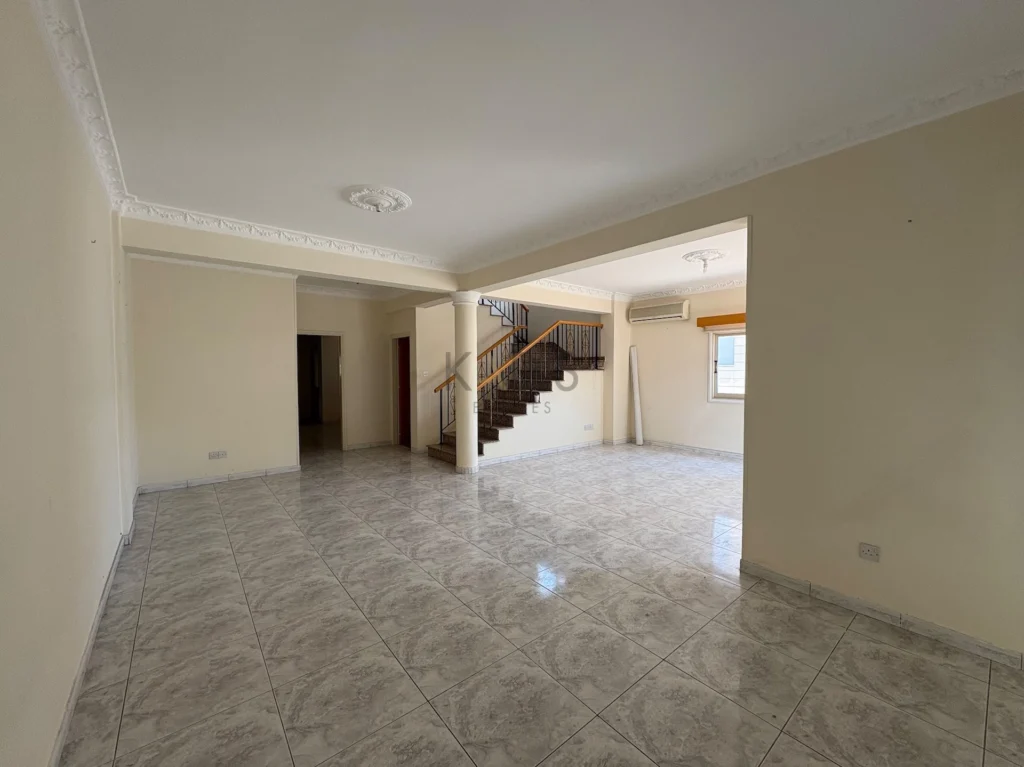 4 Bedroom House for Sale in Strovolos, Nicosia District