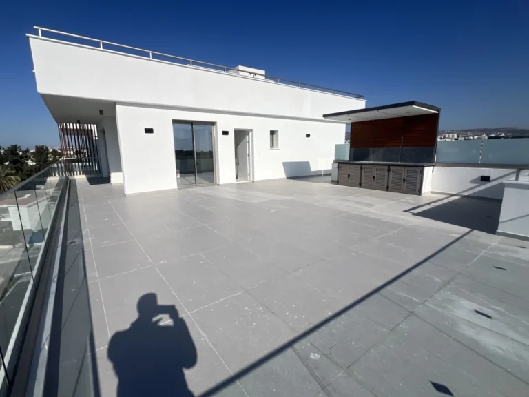 2 Bedroom Apartment for Sale in Paphos – Universal