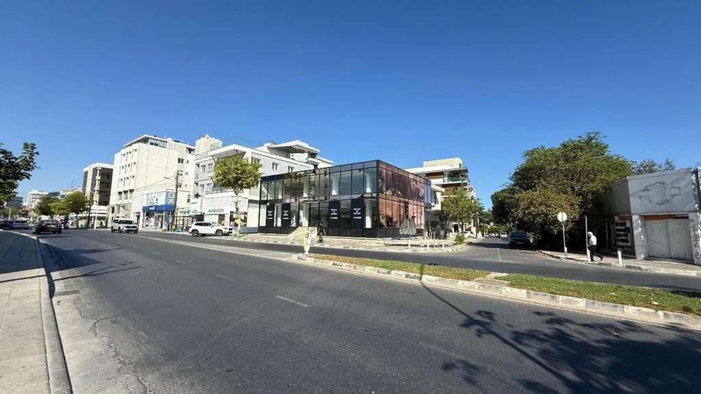 Building for Rent in Limassol – Petrou kai Pavlou