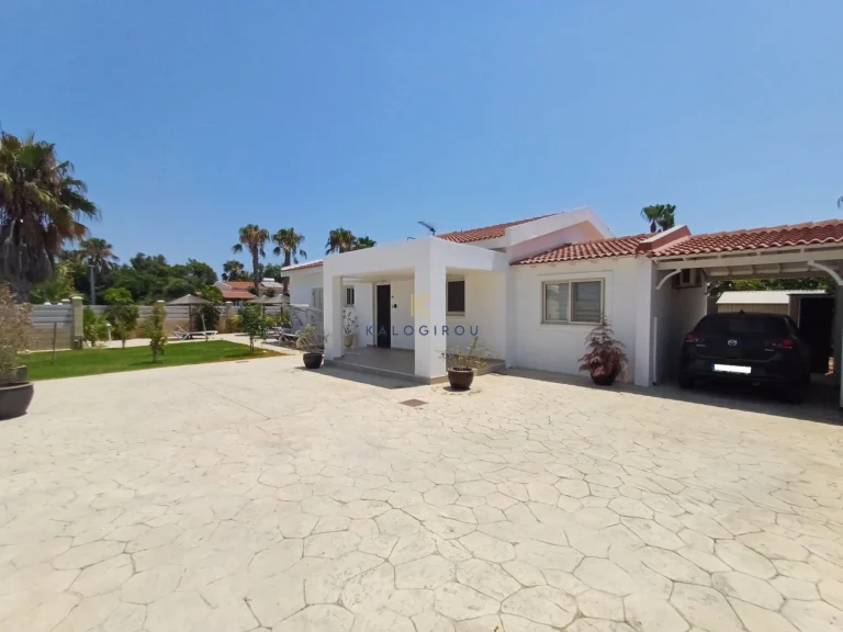 3 Bedroom House for Sale in Meneou, Larnaca District