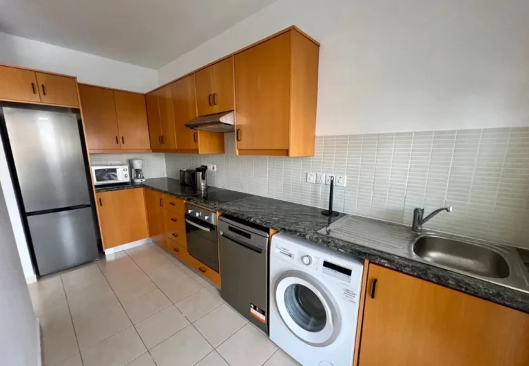 2 Bedroom Apartment for Sale in Paphos – Universal