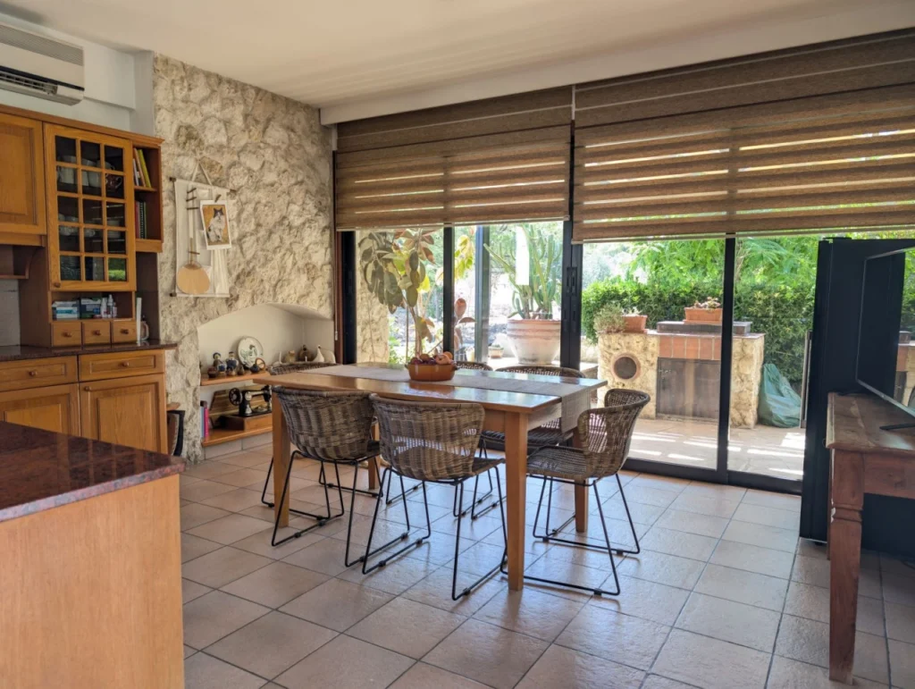 3 Bedroom House for Sale in Latsia, Nicosia District