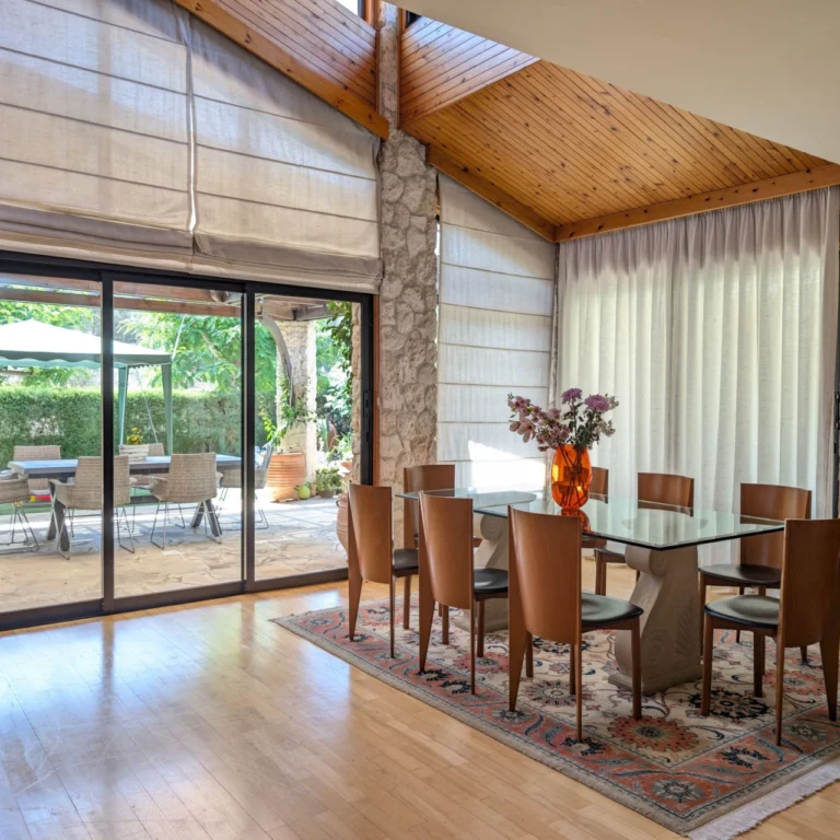 Cheap Houses and Villas for Sale Nicosia up to 600000 euro