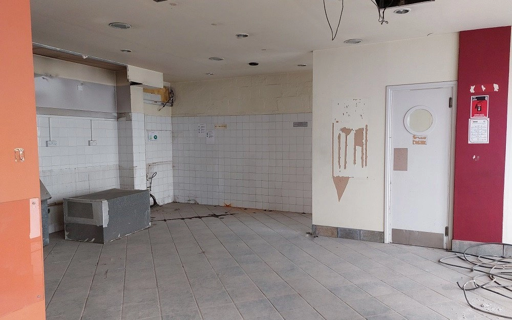 261m² Commercial for Sale in Agioi Omologites, Nicosia District