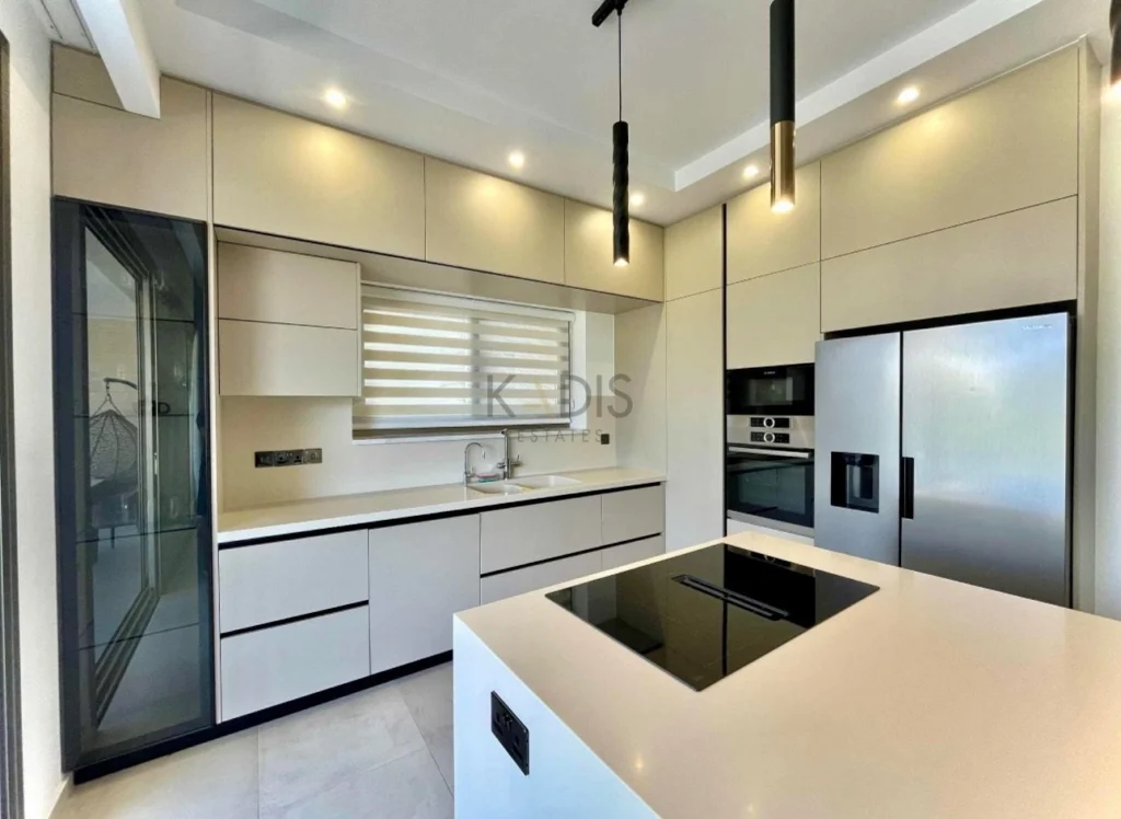 3 Bedroom Apartment for Sale in Limassol – Agios Athanasios