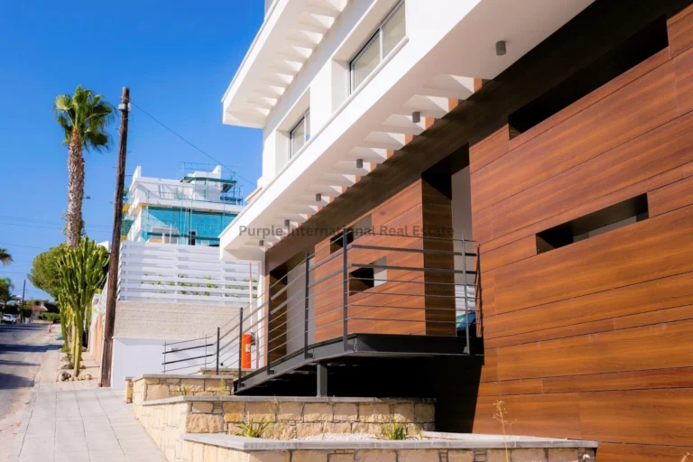 2 Bedroom Apartment for Rent in Germasogeia, Limassol District