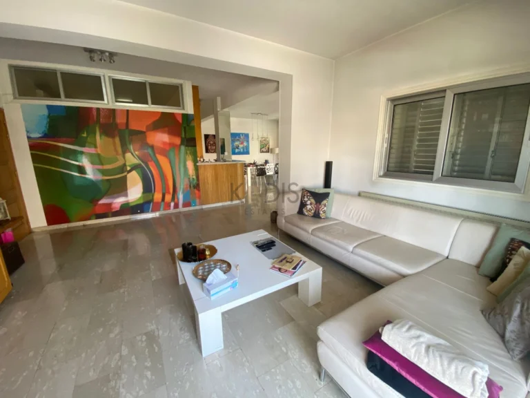 4 Bedroom Apartment for Sale in Nicosia District