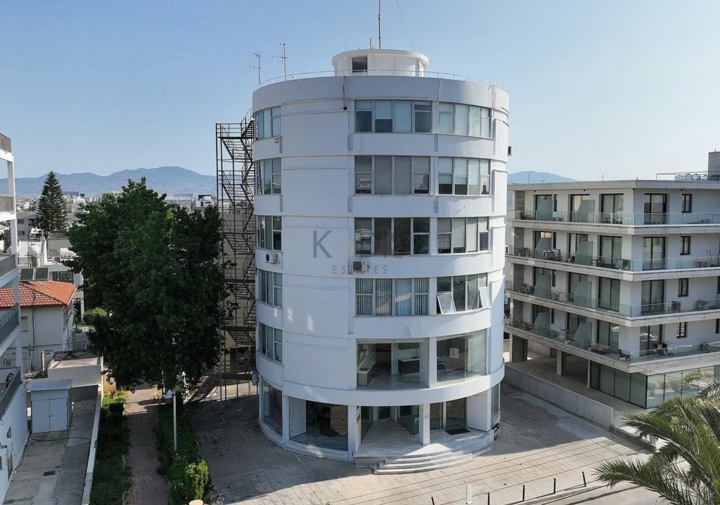 1463m² Building for Sale in Engomi, Nicosia District