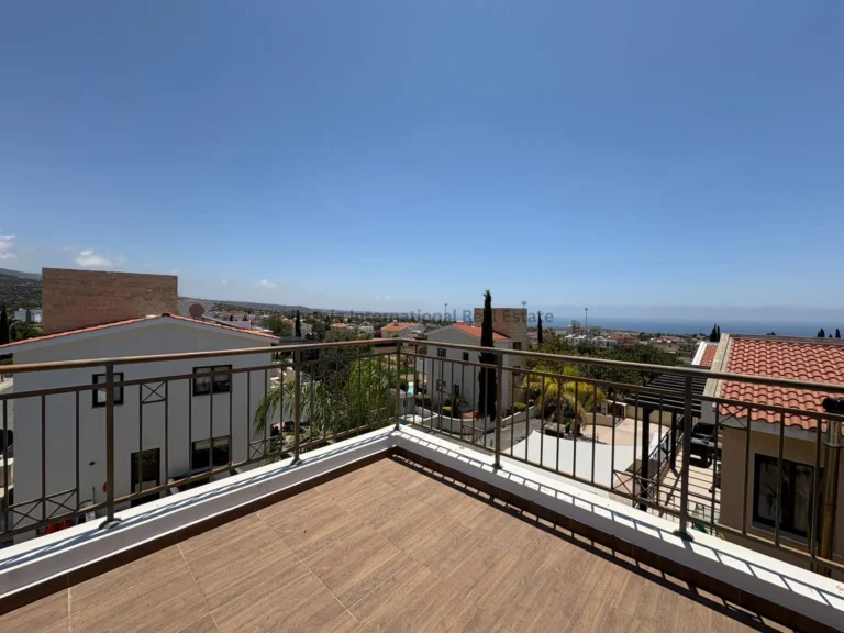 3 Bedroom House for Sale in Peyia, Paphos District