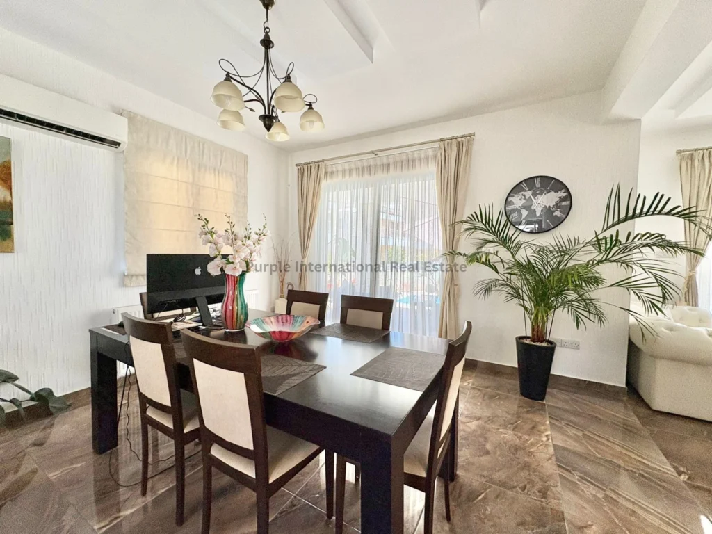 3 Bedroom House for Sale in Peyia, Paphos District
