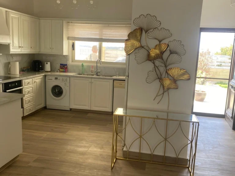 3 Bedroom House for Sale in Meneou, Larnaca District