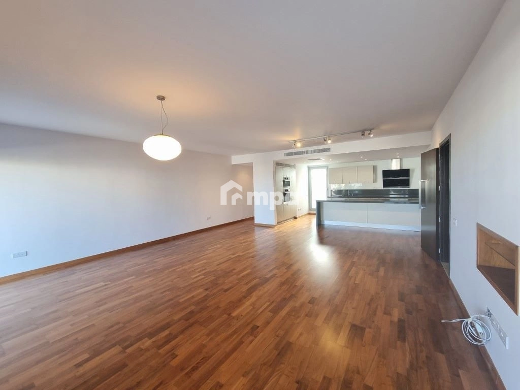 3 Bedroom Apartment for Rent in Strovolos, Nicosia District